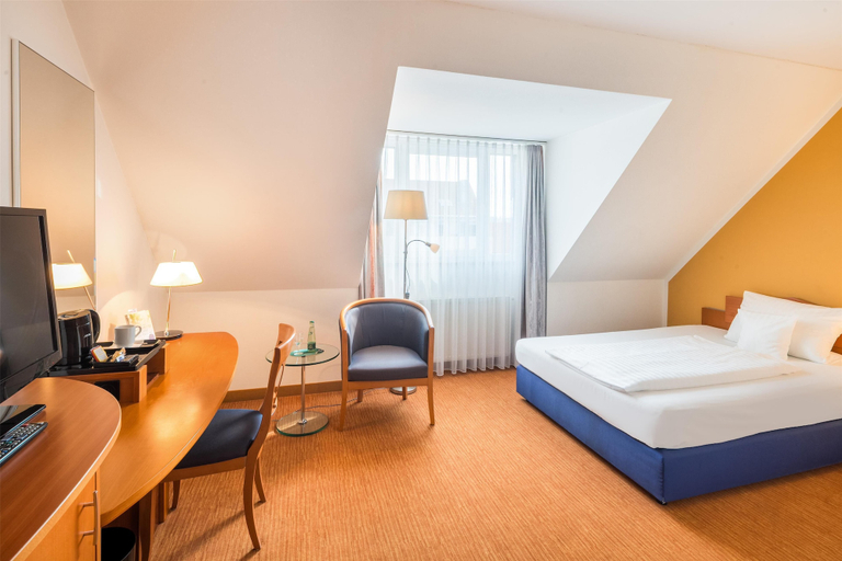 Bedroom 2, Best Western Hotel Am Strassberger Tor, Vogtlandkreis