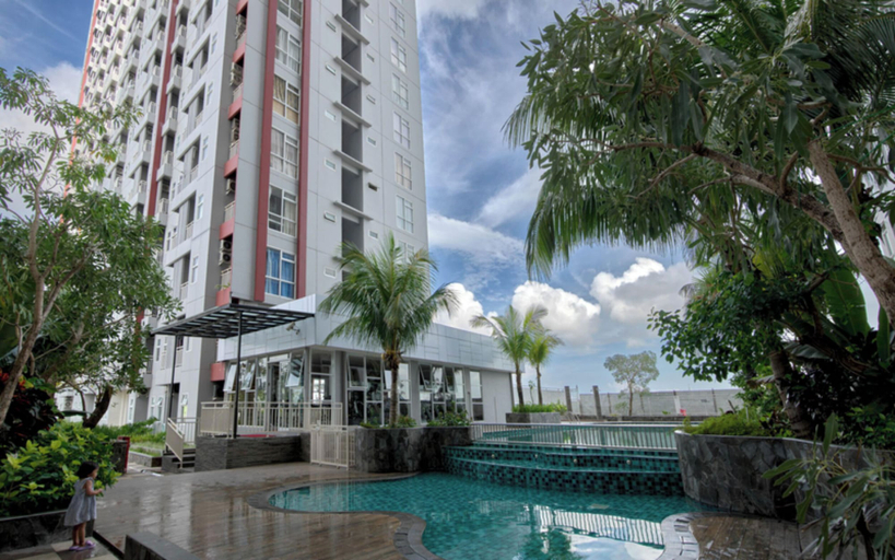 Exterior & Views 2, Luxurious 1BR at Vida View Makassar Apartment, Makassar