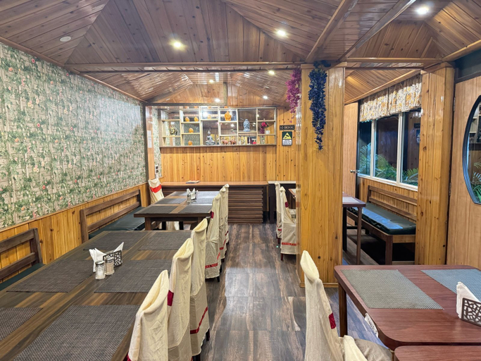 Food & Drinks 3, The Kaizer Valley Hotel, Darjiling