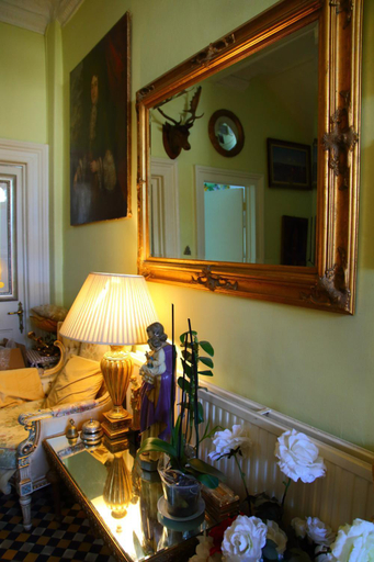 Public Area 3, Dawson Place, Juliette's Bed and Breakfast, London