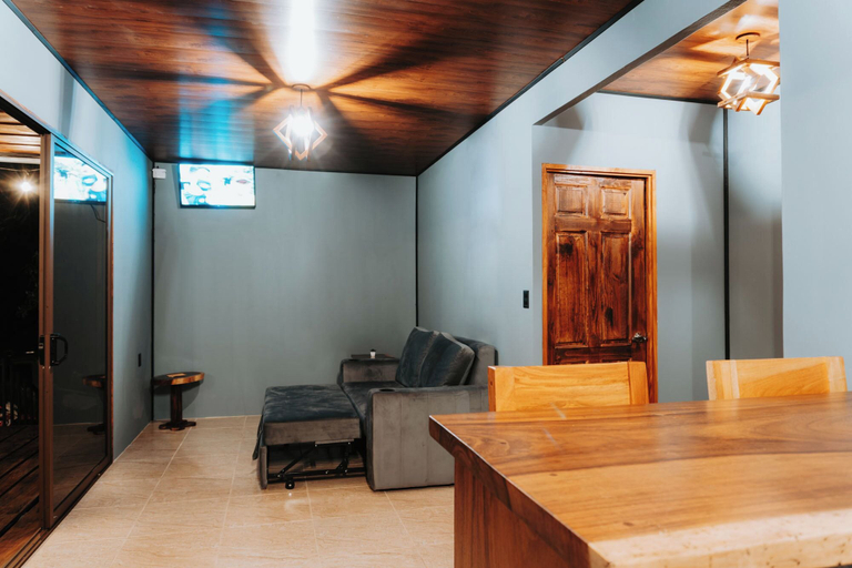 Others 5, Finca Murillo, Puntarenas