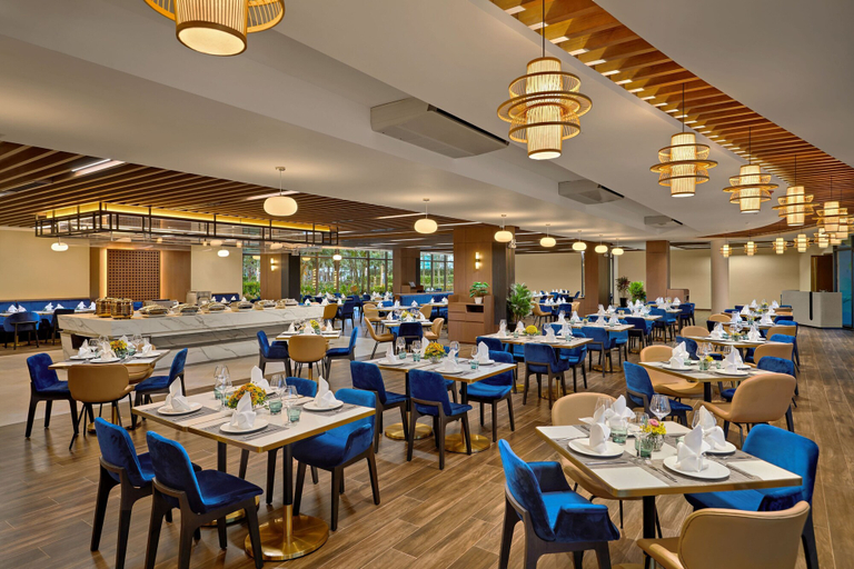 Food & Drinks 5, Royal Beachfront Resort Danang, Da Nang