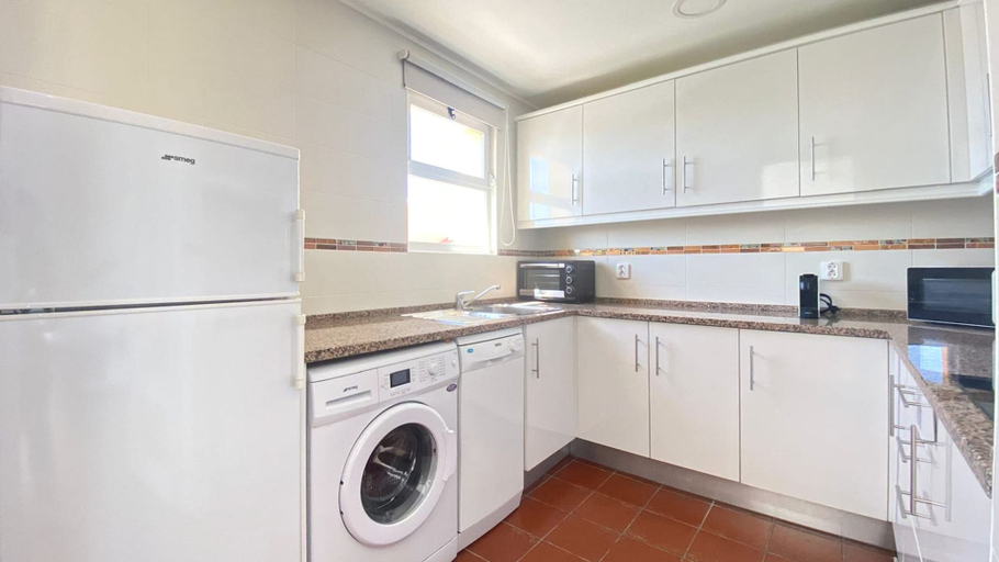 Room 4, Duplex Marina Plaza T1 Hsrentals, Loulé