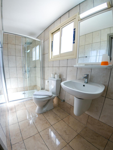 Bathroom 4, Crystallo Apartments