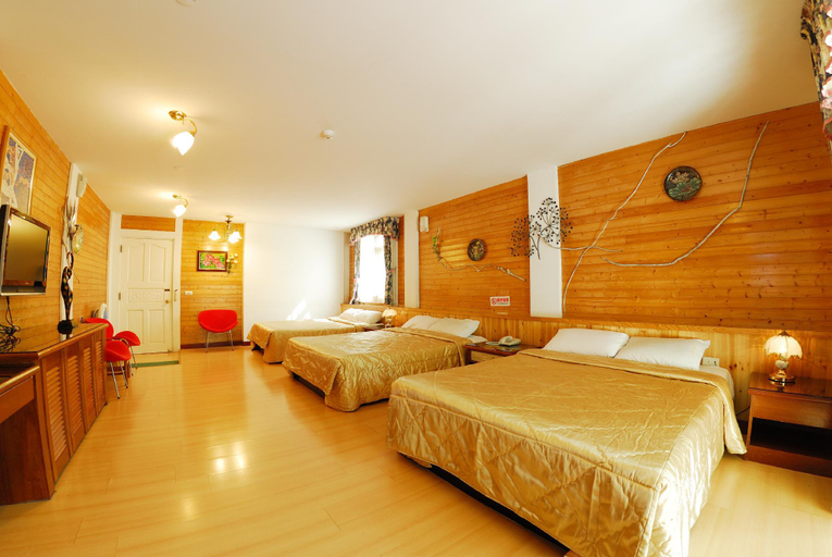 Bedroom 2, shinmingshan holiday inn, Nantou