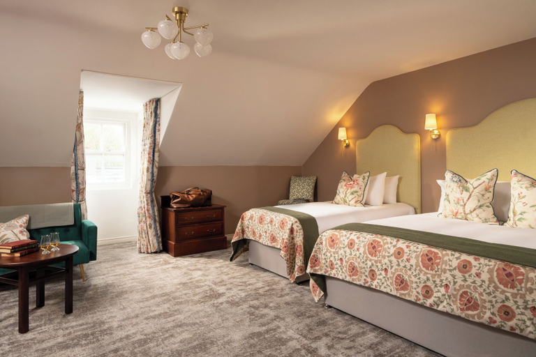Bedroom 2, The Harbourview Hotel, Mid and East Antrim
