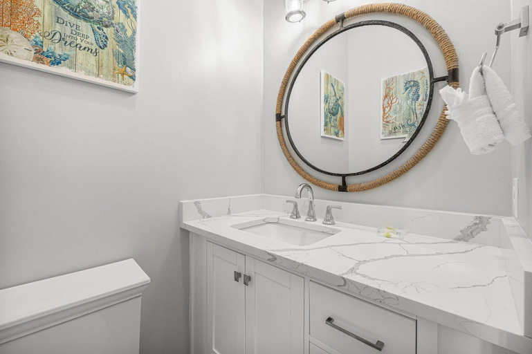 Bathroom 4, Beachside West Villa #2, Bay