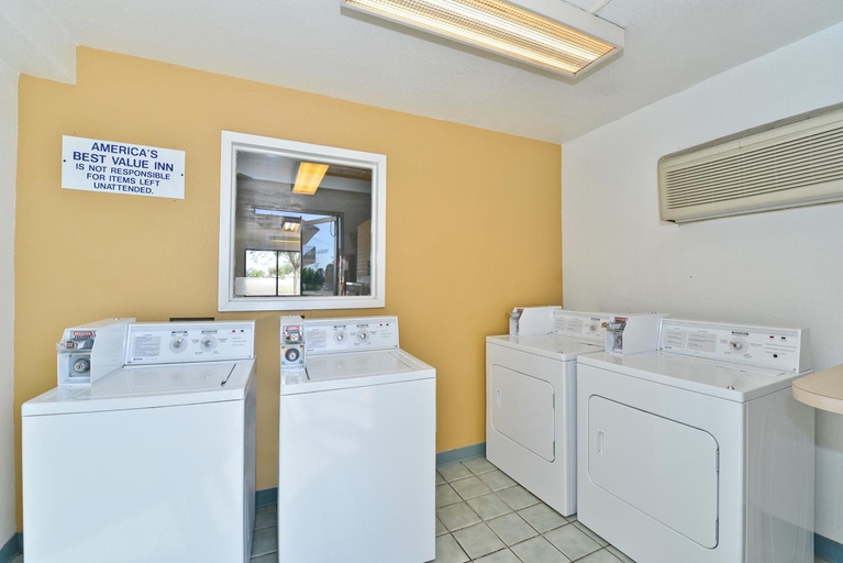 Bathroom 4, Americas Best Value Inn Amarillo Airport, Potter