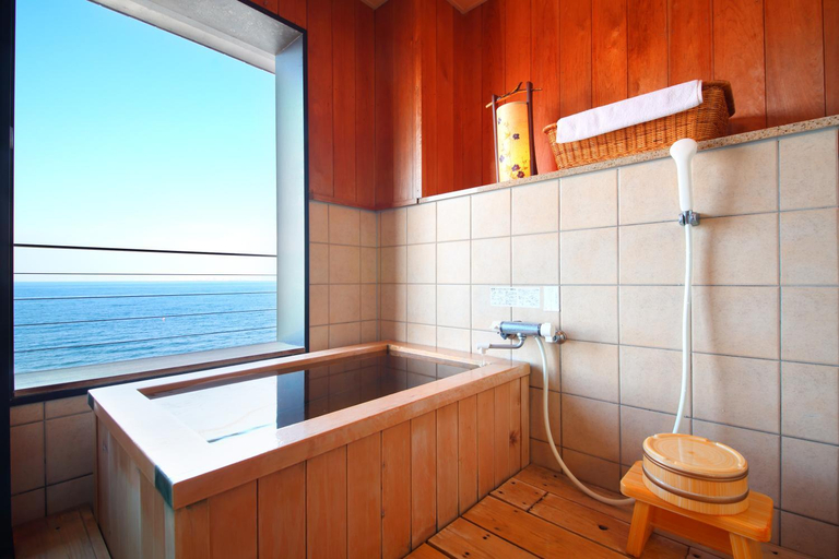 Bathroom 4, Seaside Hotel Mimatsu Oetei, Beppu
