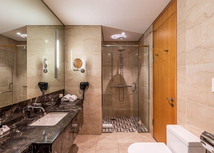 Bathroom 5, Hotel de Convenções de Talatona, Samba