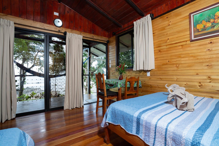 Bedroom 2, Pirate Cove, Osa