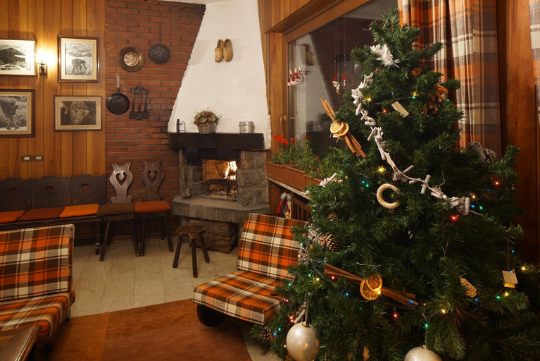 Public Area 1, Hotel Al Caminetto, Aosta