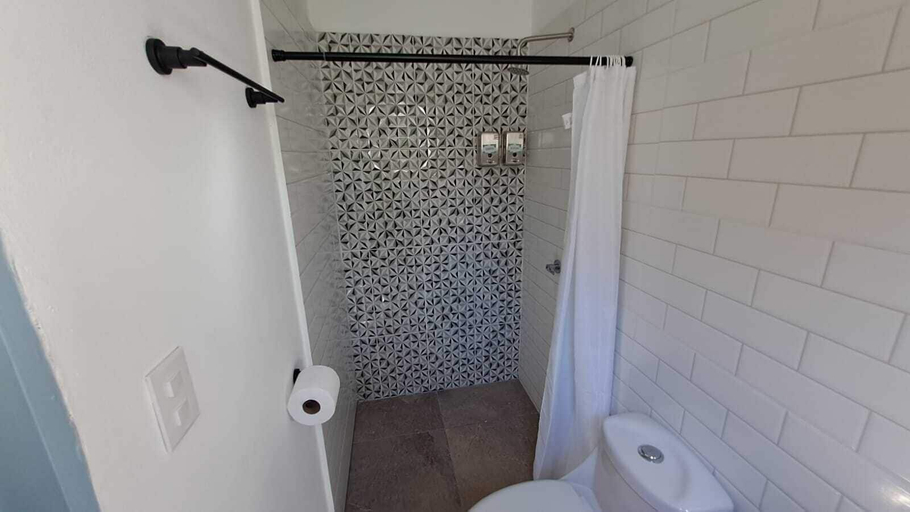 Bathroom 4, Hotel Zelen, Tamanique