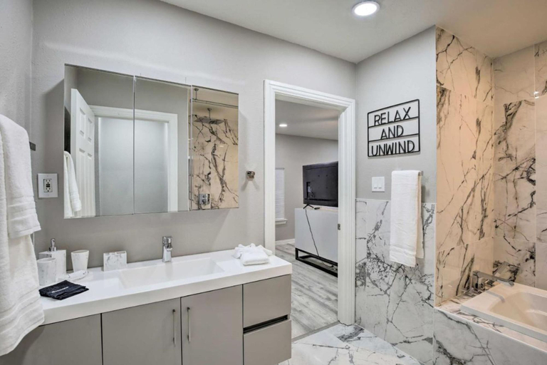 Room 2, Collins Family-friendly Texas Home With Private Pool, Dallas