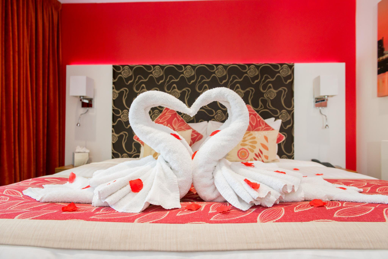 Bedroom 2, Stanwell Hotel By Mercure, Surrey