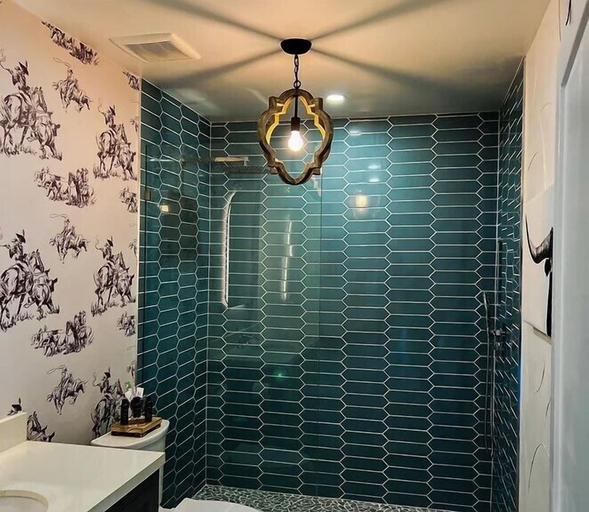 Bathroom 3, Bell Mare Hotel, Stephens