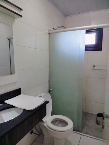 Bathroom, Pousada Essência Plátanos, Gramado