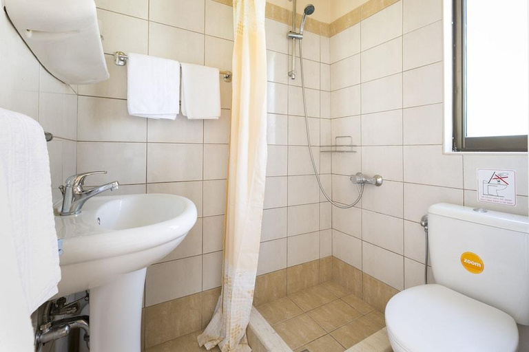 Bathroom 4, Panorama Fanari studios and apartments, Ionian Islands