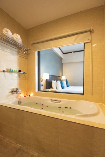 Bathroom 3, KINTA RIVERFRONT HOTEL AND SUITES, Kinta