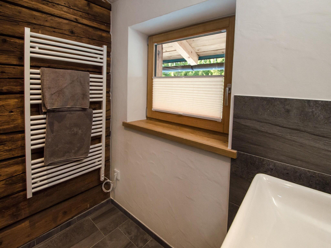 Bathroom 3, Chalet in Hollersbach near Kitzbuhel Ski Lift, Zell am See