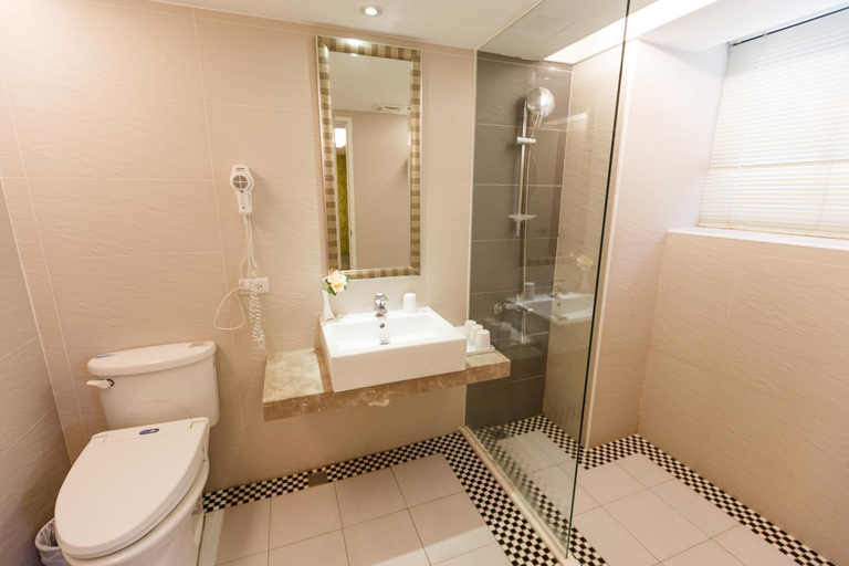 Bathroom, Idol Hotel, Kaohsiung