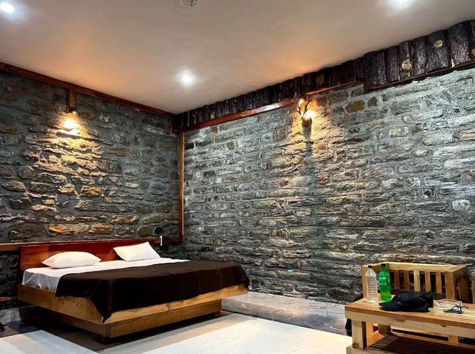 Bedroom 2, Mandeva Wooden castle, Nainital