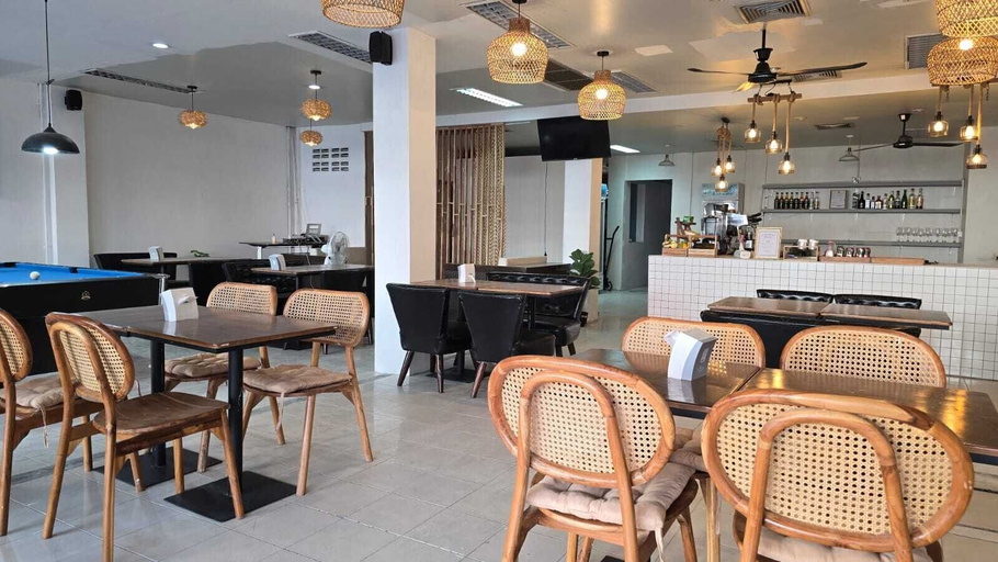 Food & Drinks 5, Desa Phuket, Phuket Island