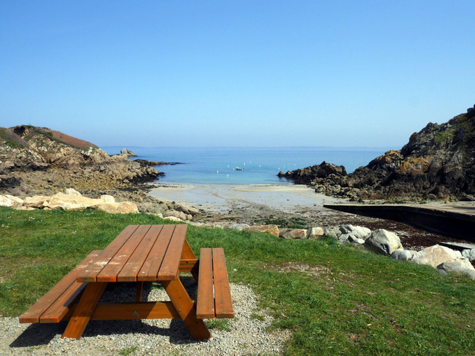 Others 4, Holiday Home in Brittany near Pointe du Raz, Finistère