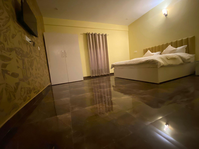 Bedroom 3, Sky Light Homestay, Dehradun