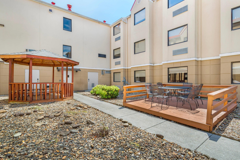 Exterior & Views 2, Quality Inn Knoxville West Cedar Bluff, Knox