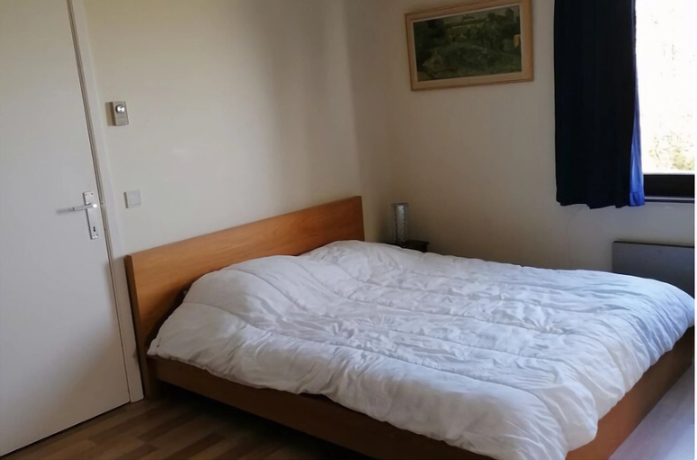 Room 3, Holiday Home Les Hirondelle for 8 Persons, Namur