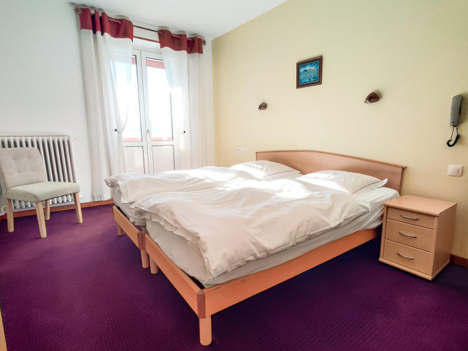 Bedroom, Hotel Restaurant Roess, Haut-Rhin