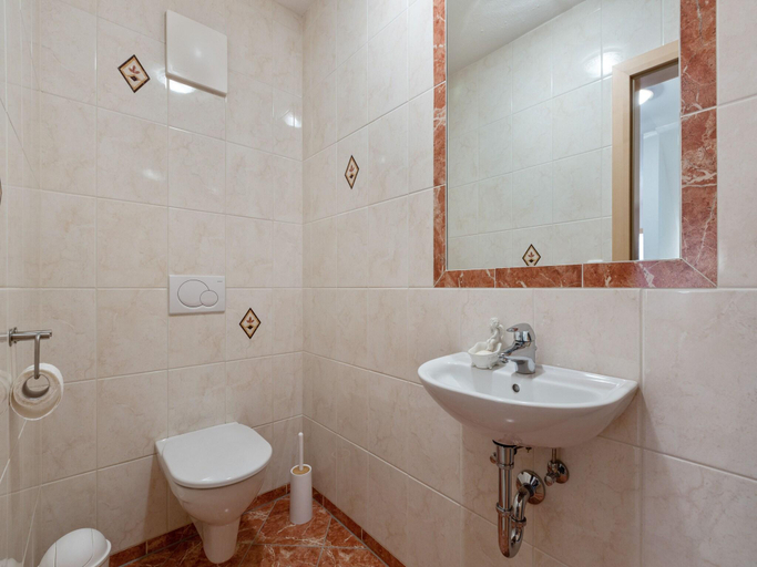 Bathroom 3, Apartment in Kaprun near Ski Slopes, Zell am See