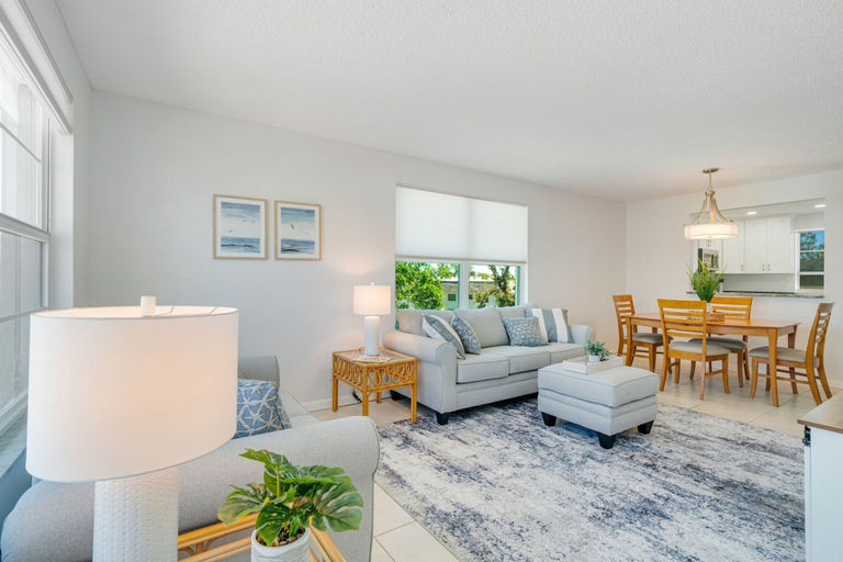 Living room 2, Waterfront Retreat in Longboat Key, Manatee