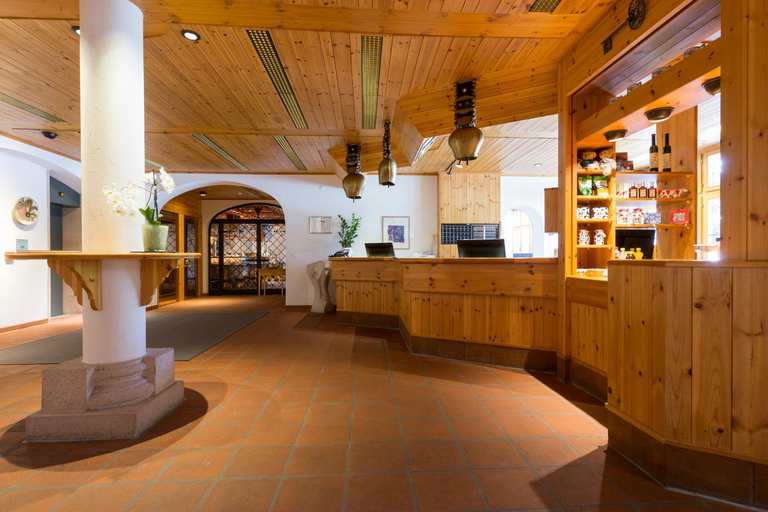 Public Area, Laaxerhof, Surselva