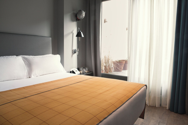 Bedroom 4, Uma House by Yurbban Trafalgar, Barcelona