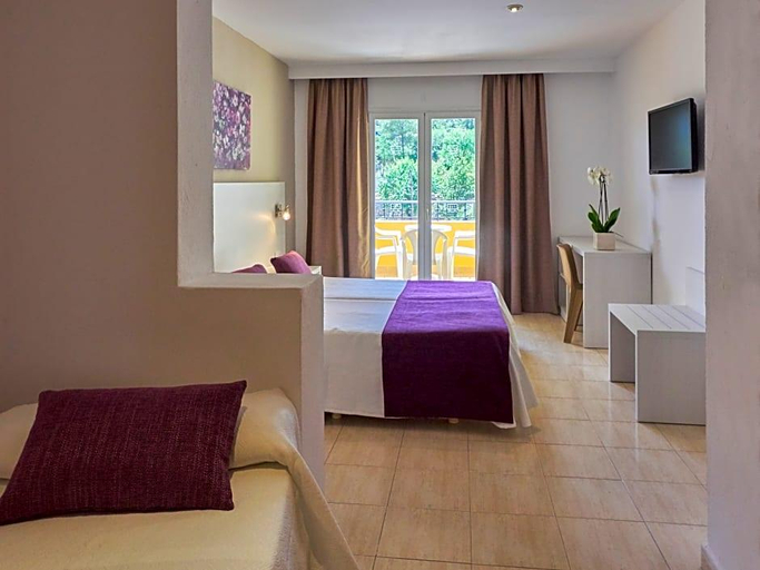 Bedroom 4, Flor los Almendros Hotel, Baleares