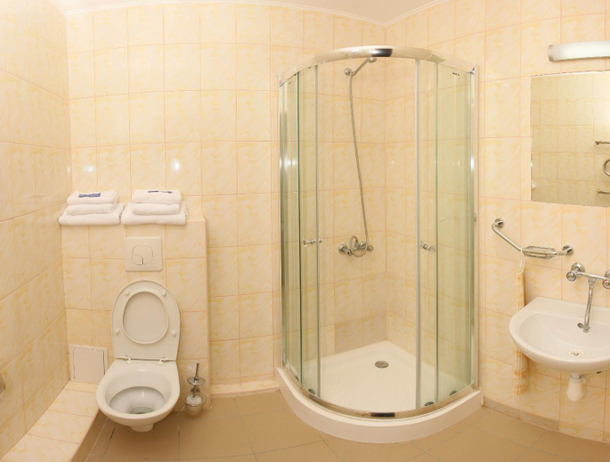 Bathroom 2, Hotel Navigator, Gur'evskiy rayon