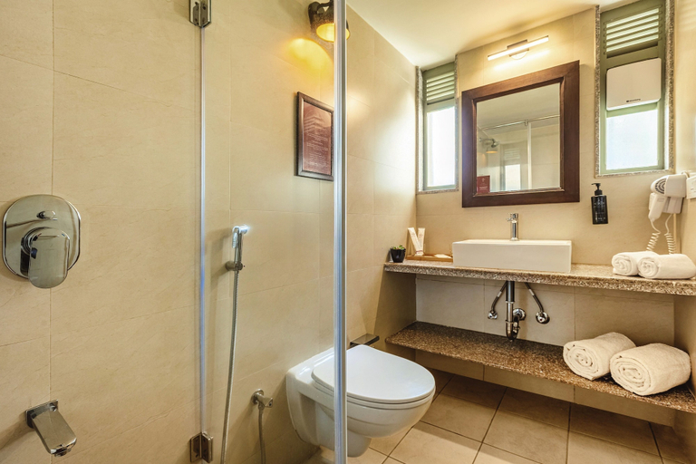 Bathroom 4, Mango Hill Shola Ooty, The Nilgiris