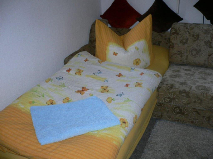 Bedroom 2, Wohnung mit eigener Terrasse in Wismar, Nordwestmecklenburg