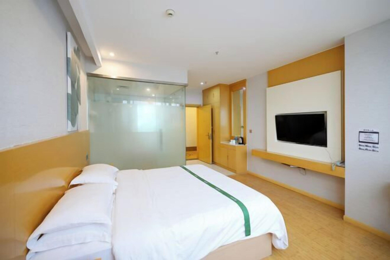Bedroom 1, GreenTree (Jiangyin High-Speed Railway Station Meiyuan Avenue), Wuxi
