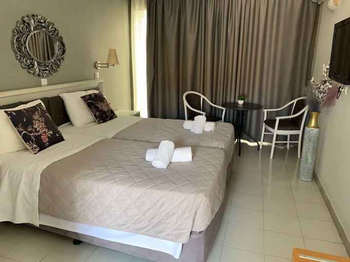 Bedroom 2, Alkyonides Hotel, South Aegean