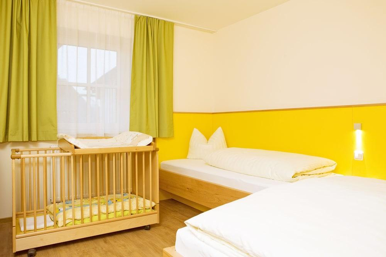 Bedroom 2, Familienhotel Schreinerhof, Freyung-Grafenau