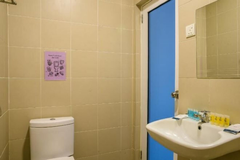 Bathroom 20