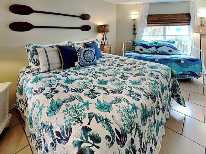 Bedroom 3, Siesta Keys by Miss Kitty’s, Aransas