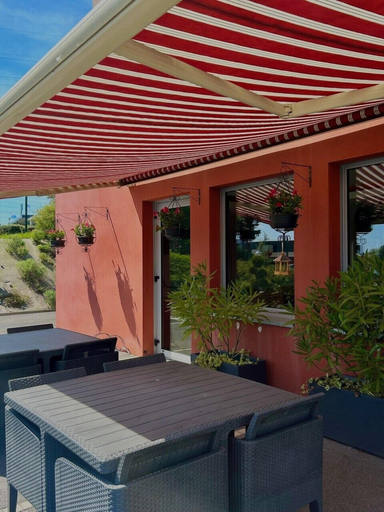 Others 5, Ibis Budget Noyon, Oise