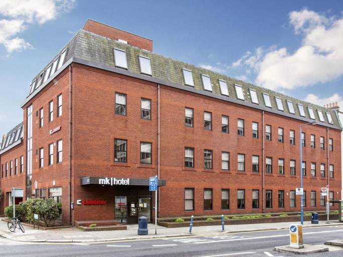 Exterior & Views 2, mk | hotel london, London