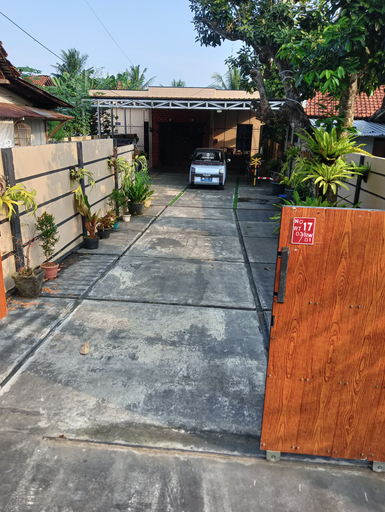 Exterior & Views, Gempita Homestay, Banyumas