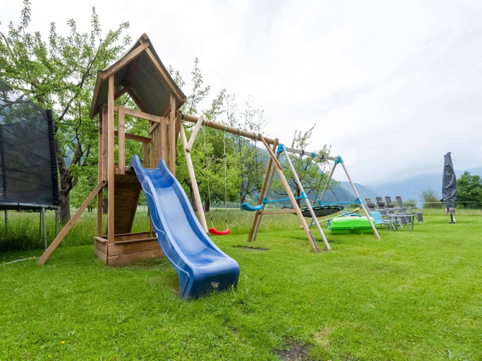Garden 4, Moiklerhof Holiday Home in Ramsau im Zillertal, Schwaz