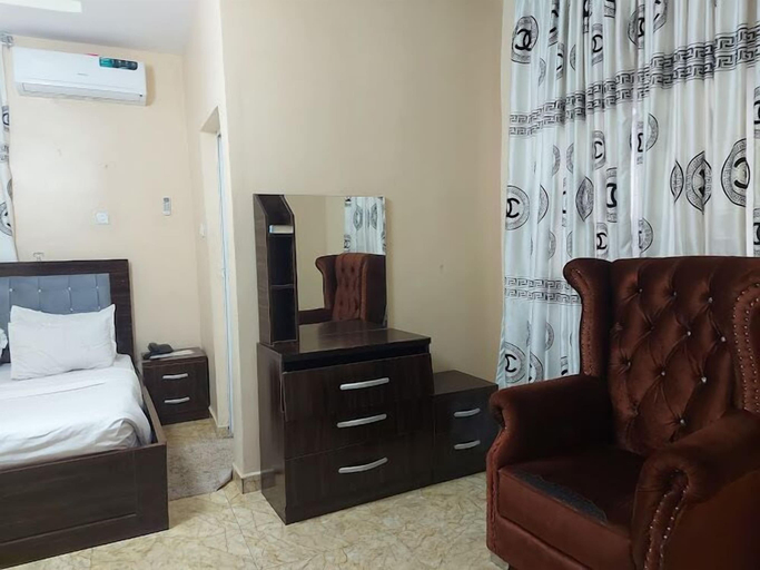 Bedroom 2, Clevero Hotel, Abakalik